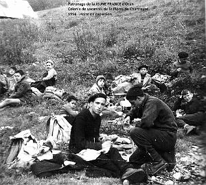 COLO JEUNE FRANCE 1956 halte en excursion